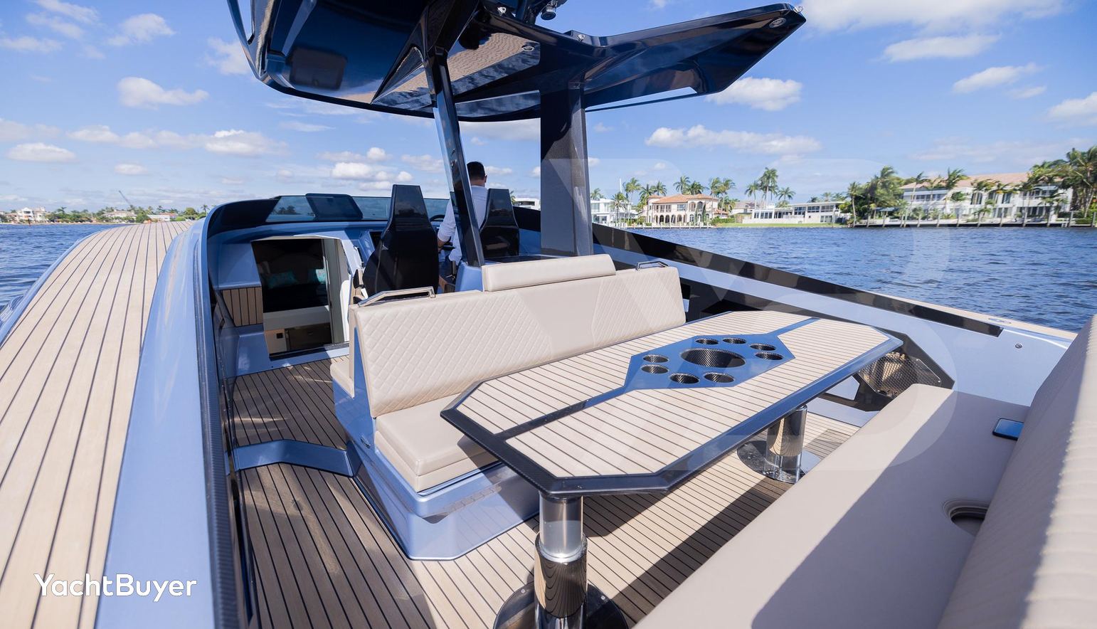 Say Carbon Yachts 42