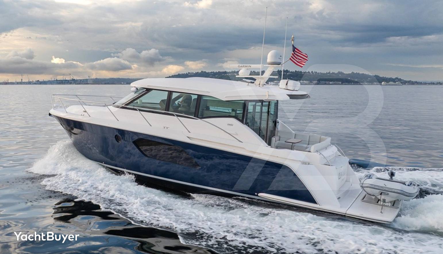 TIARA C49 COUPE