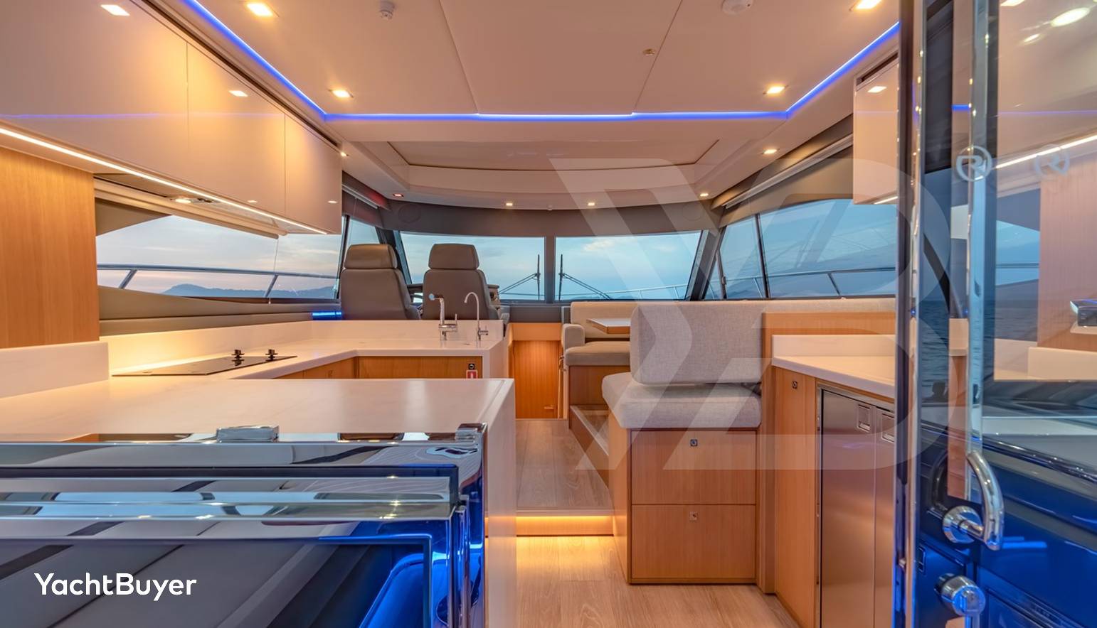 RIVIERA 4600 SY
