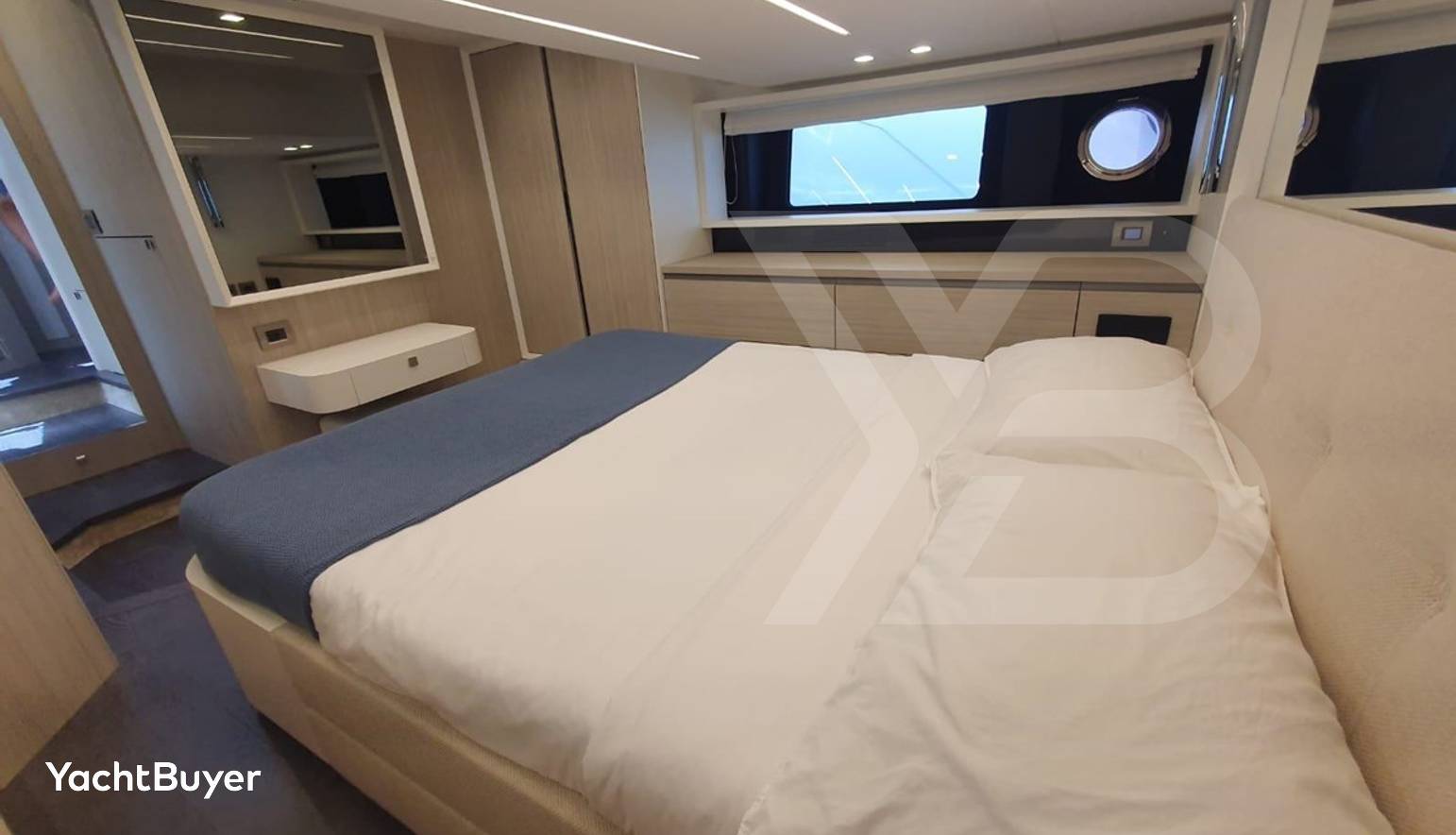 CRANCHI E52F EVOLUZIONE