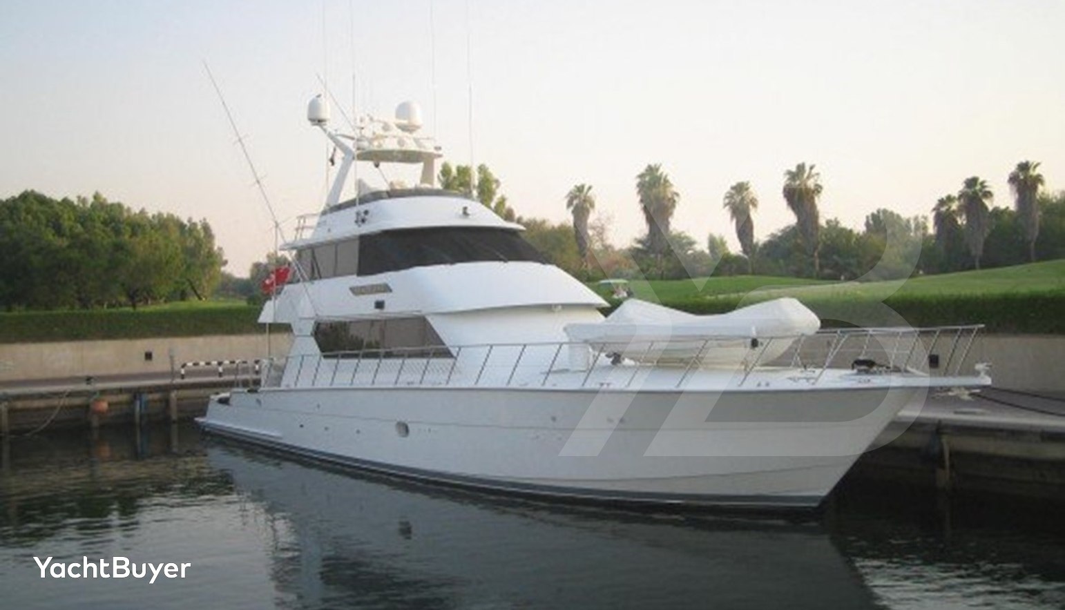 Hatteras 92'