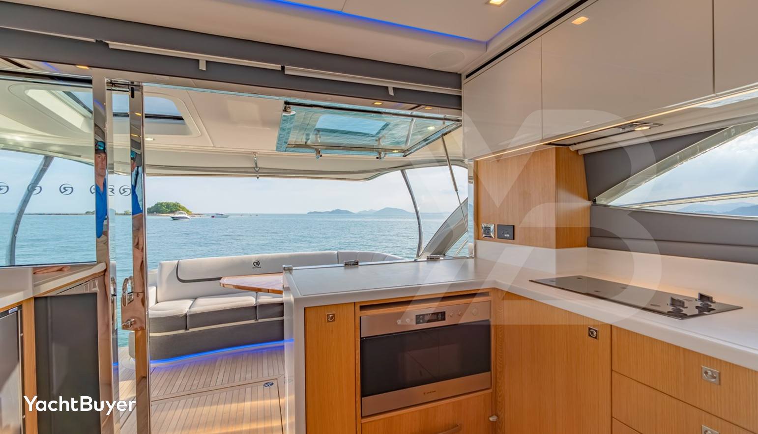 RIVIERA 4600 SY