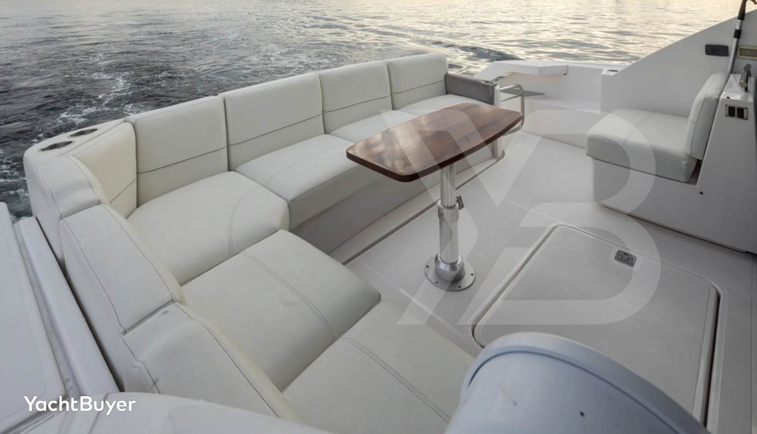 TIARA C49 COUPE