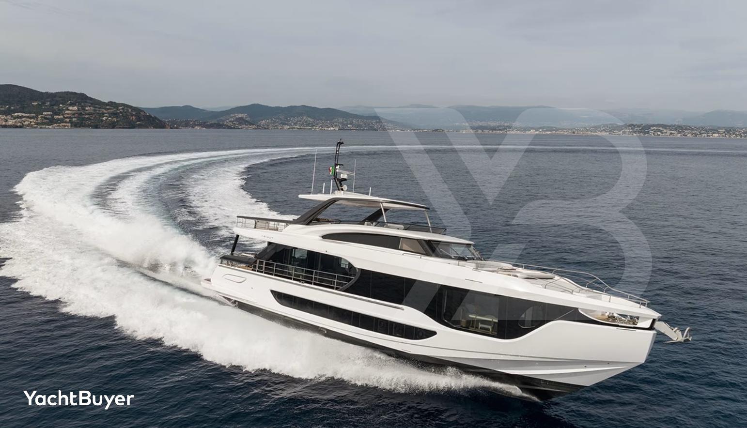 AZIMUT GRANDE 26 M