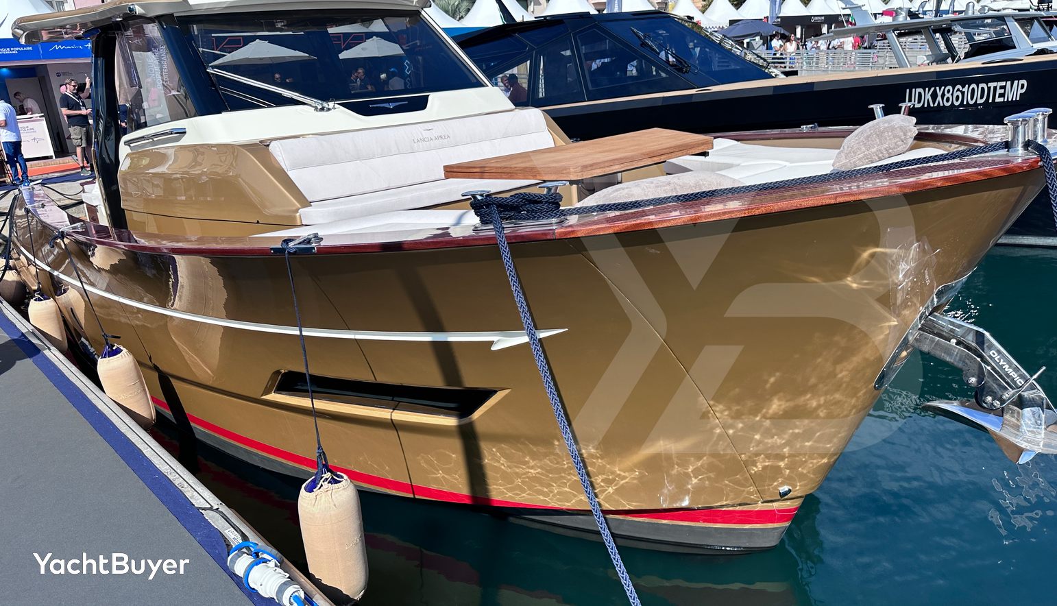 2026 Lancia Aprea 42