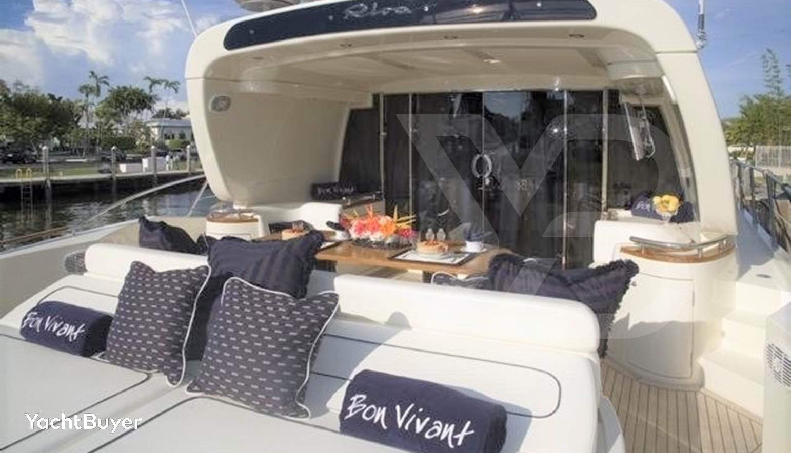 BON VIVANT