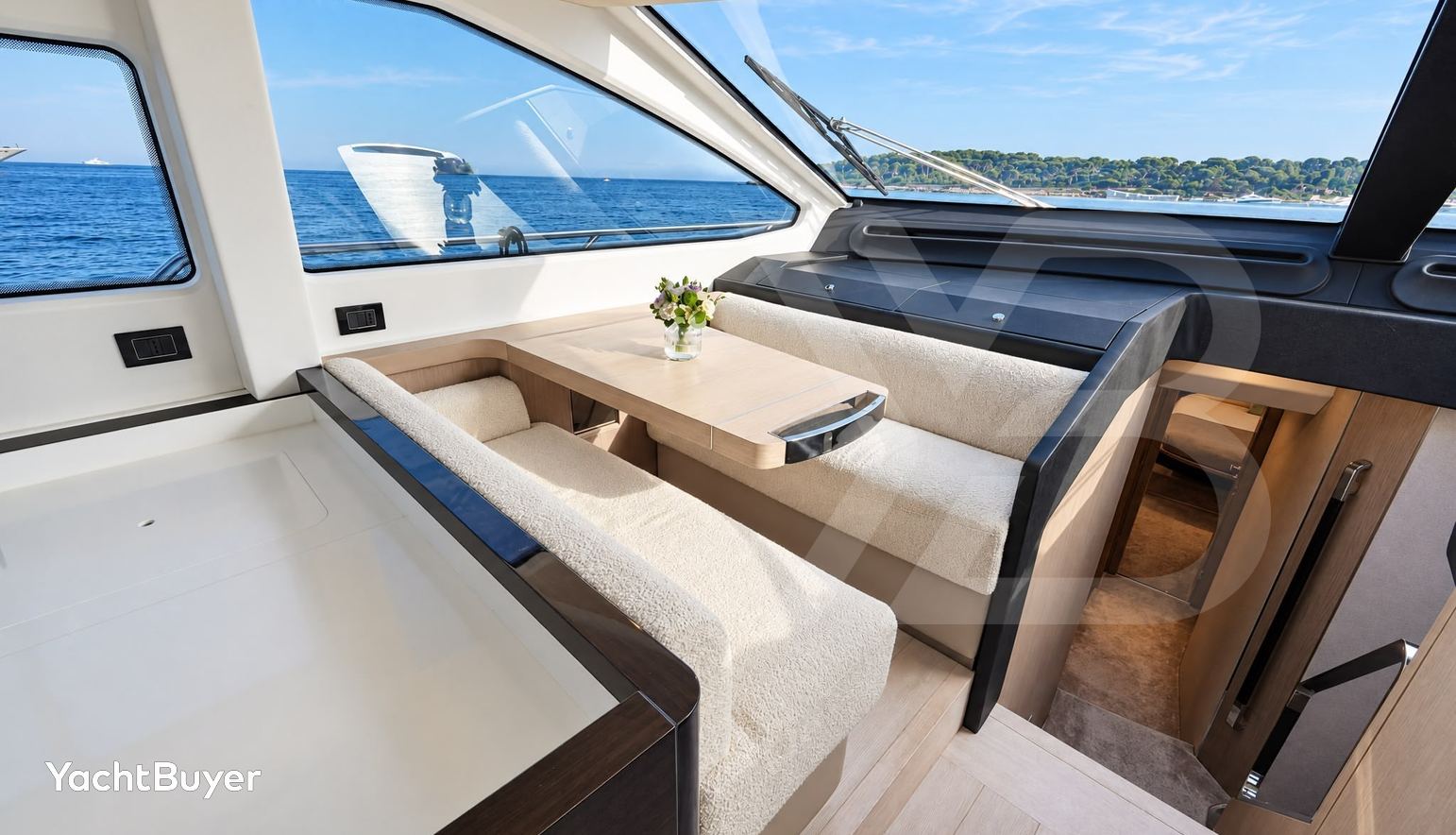 BELLA KATRIN - AZIMUT 72