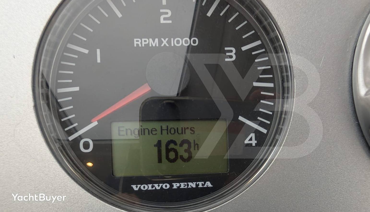 Tender Garage & Hi/Lo Swimplatform