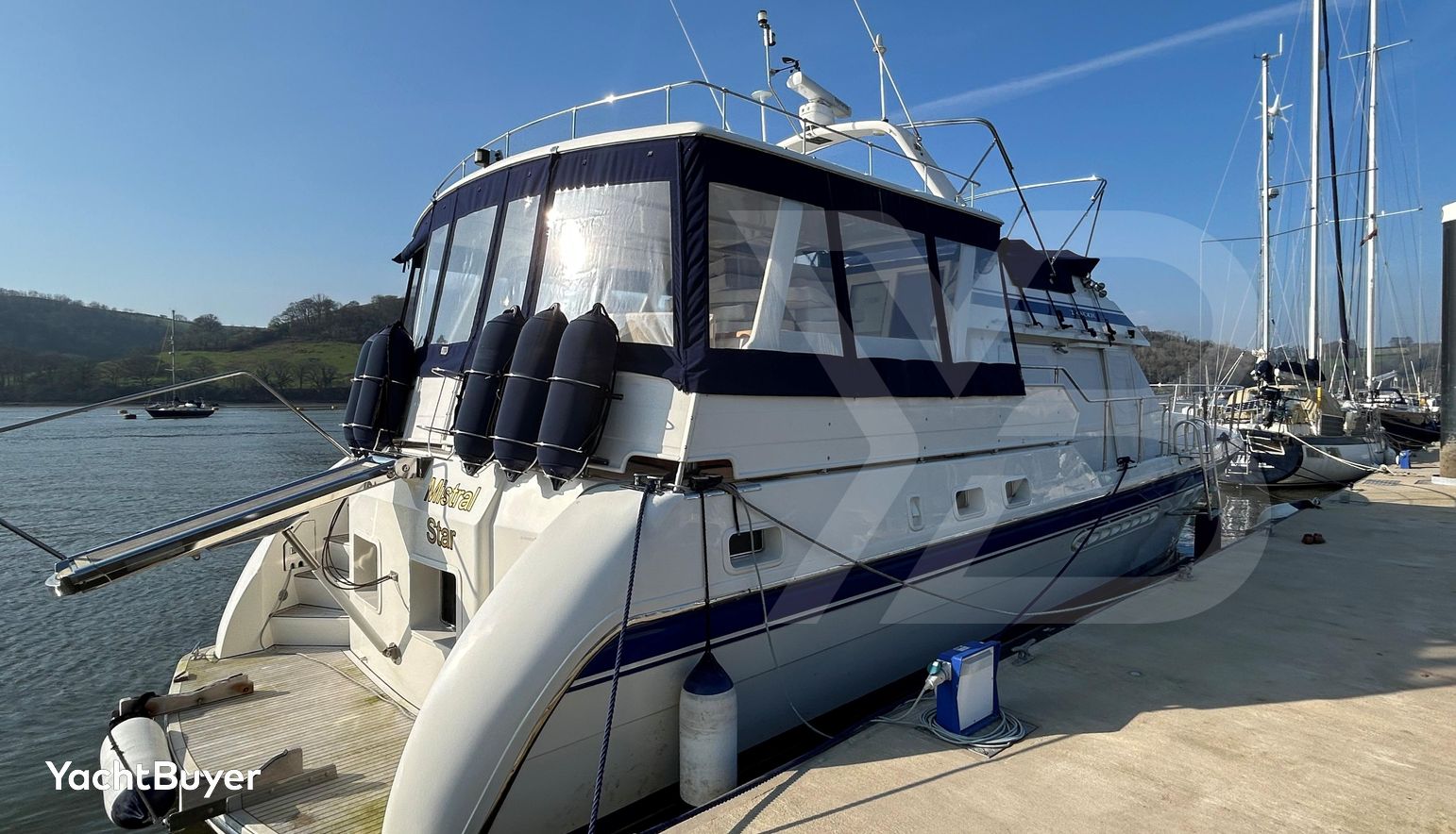 Mistral Star