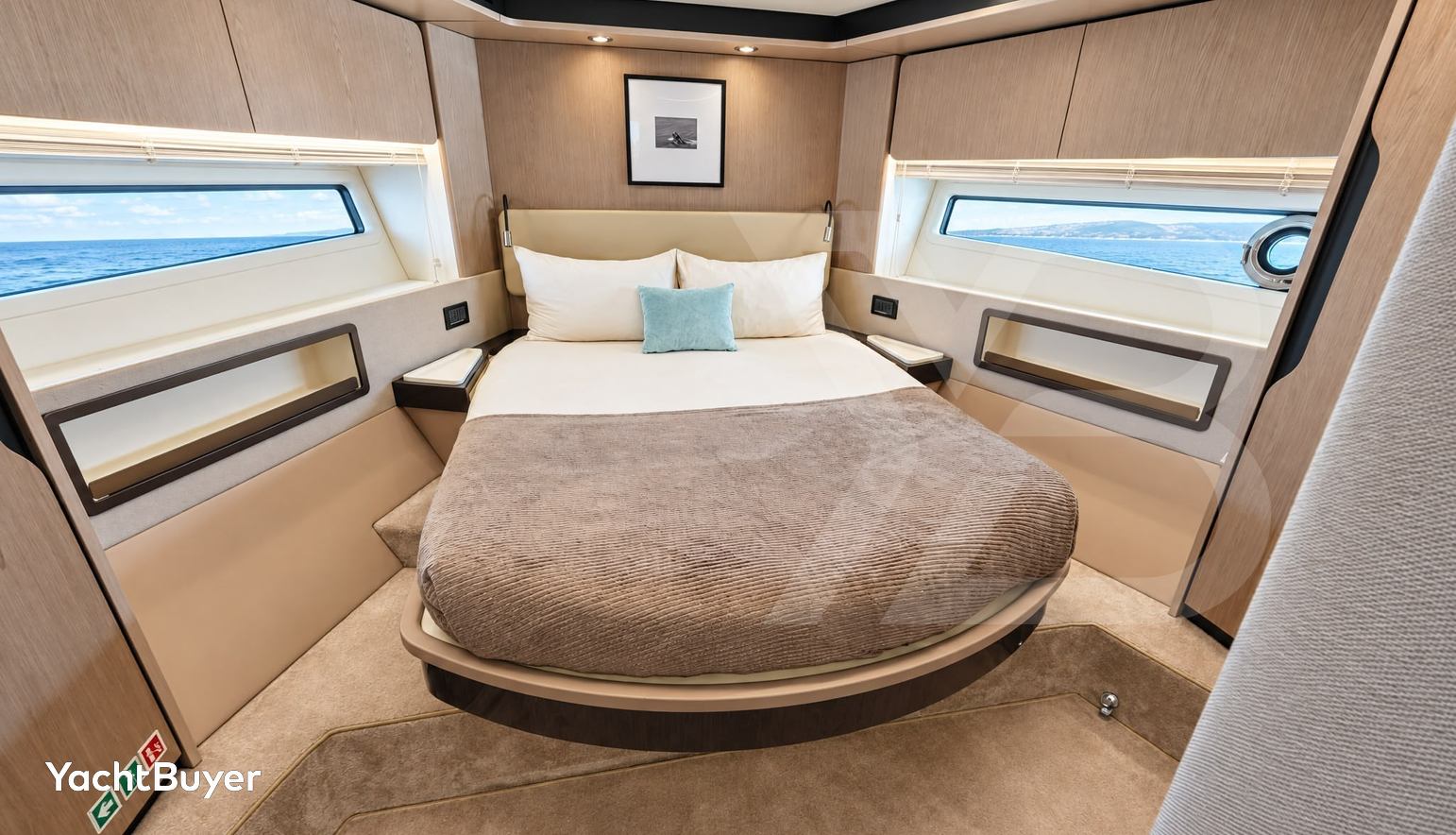 BELLA KATRIN - AZIMUT 72