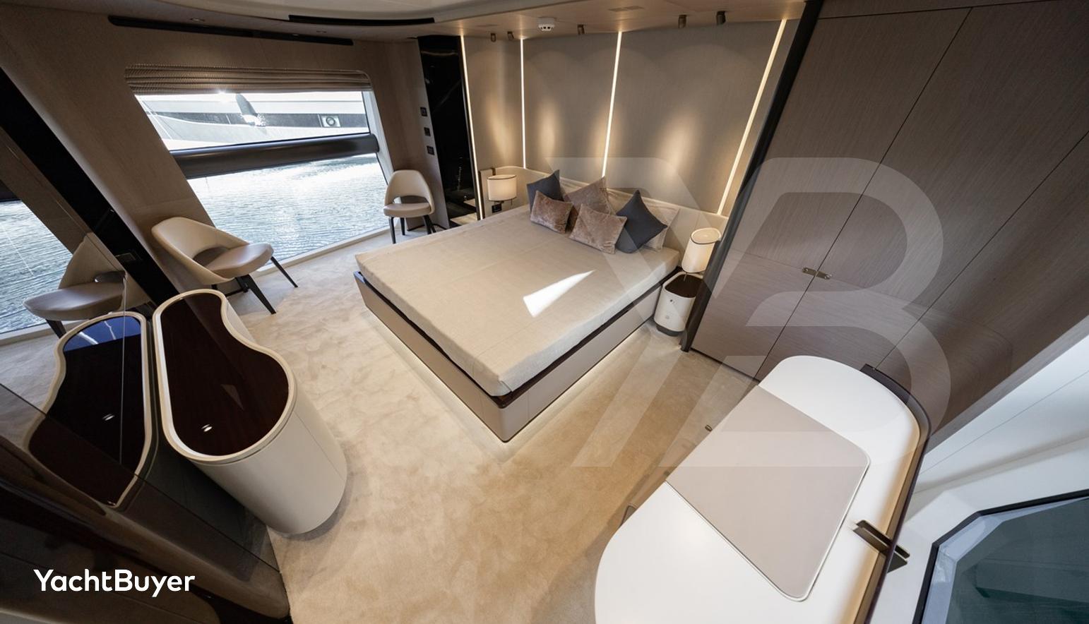 AZIMUT GRANDE 27 METRI  2020