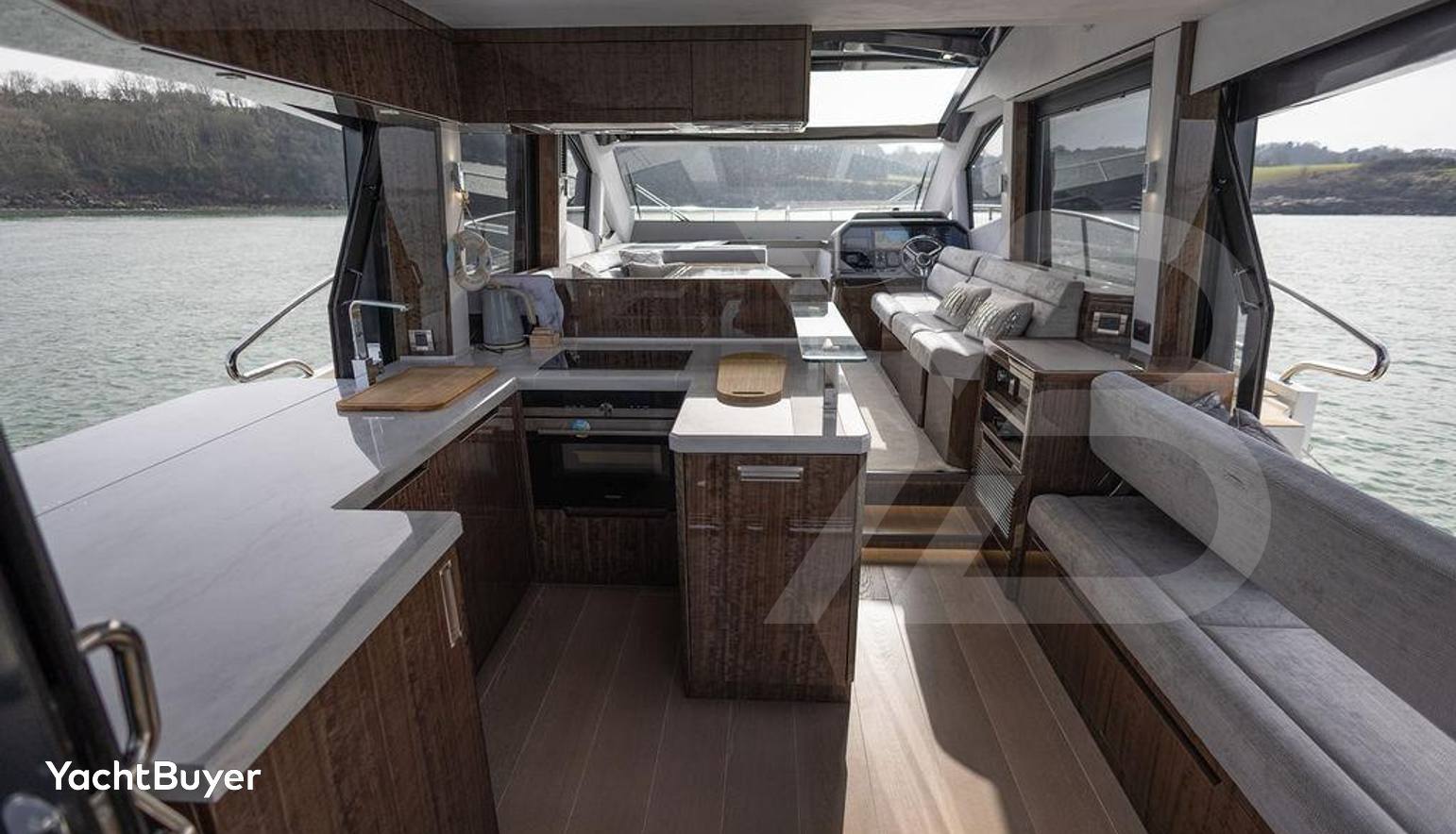 Galeon 510 SKY