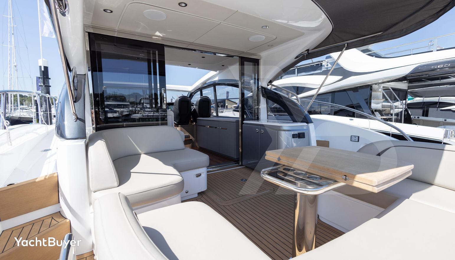 3 CABIN DECK VERSION