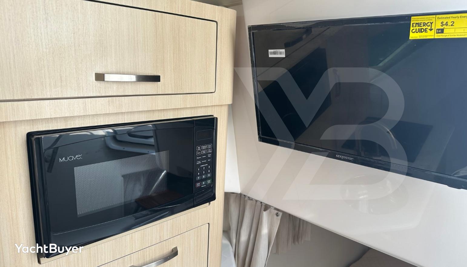 Neu: 28 Express - Spring Sales, save 21.000€