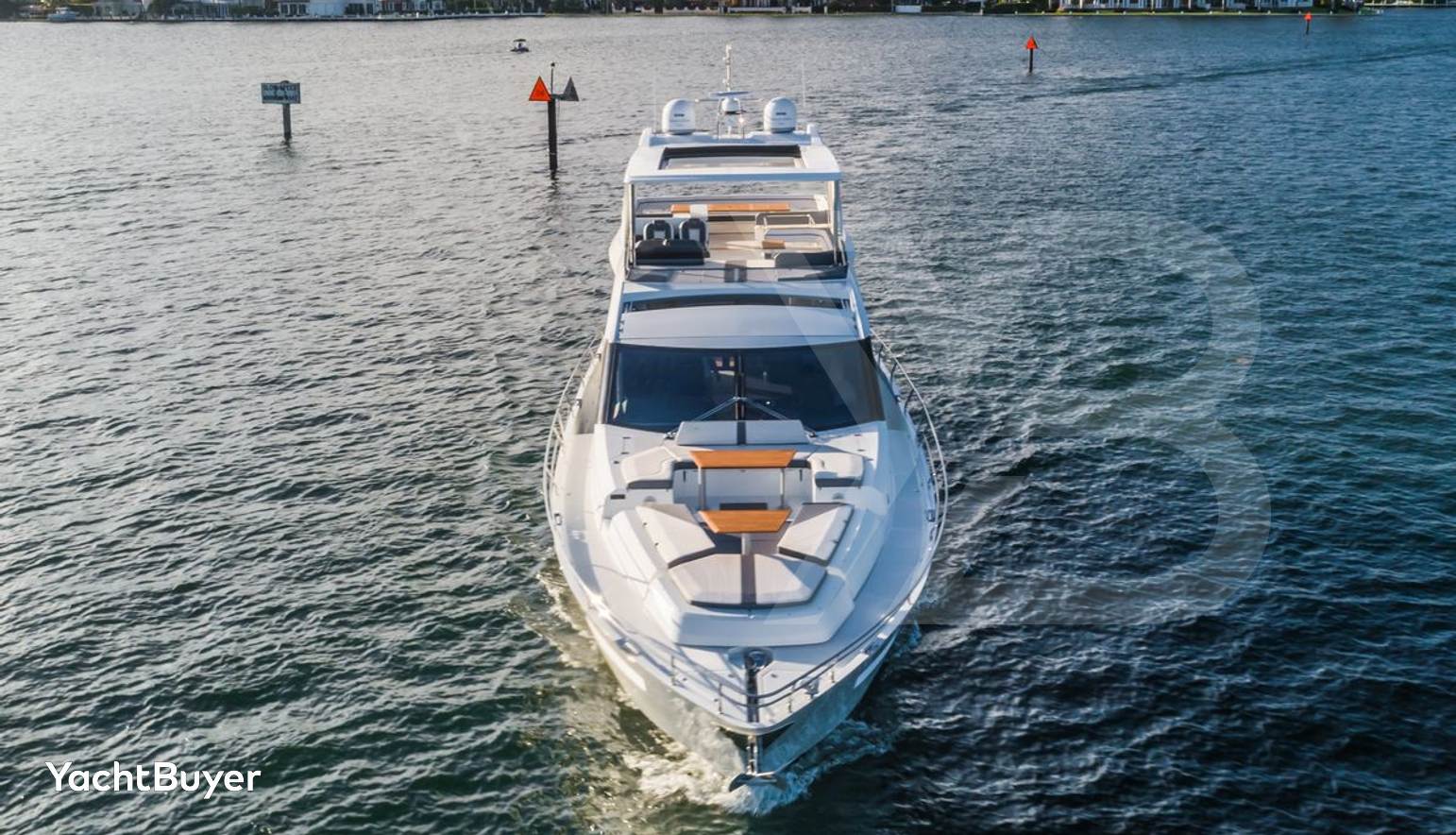 GALEON 680 FLY