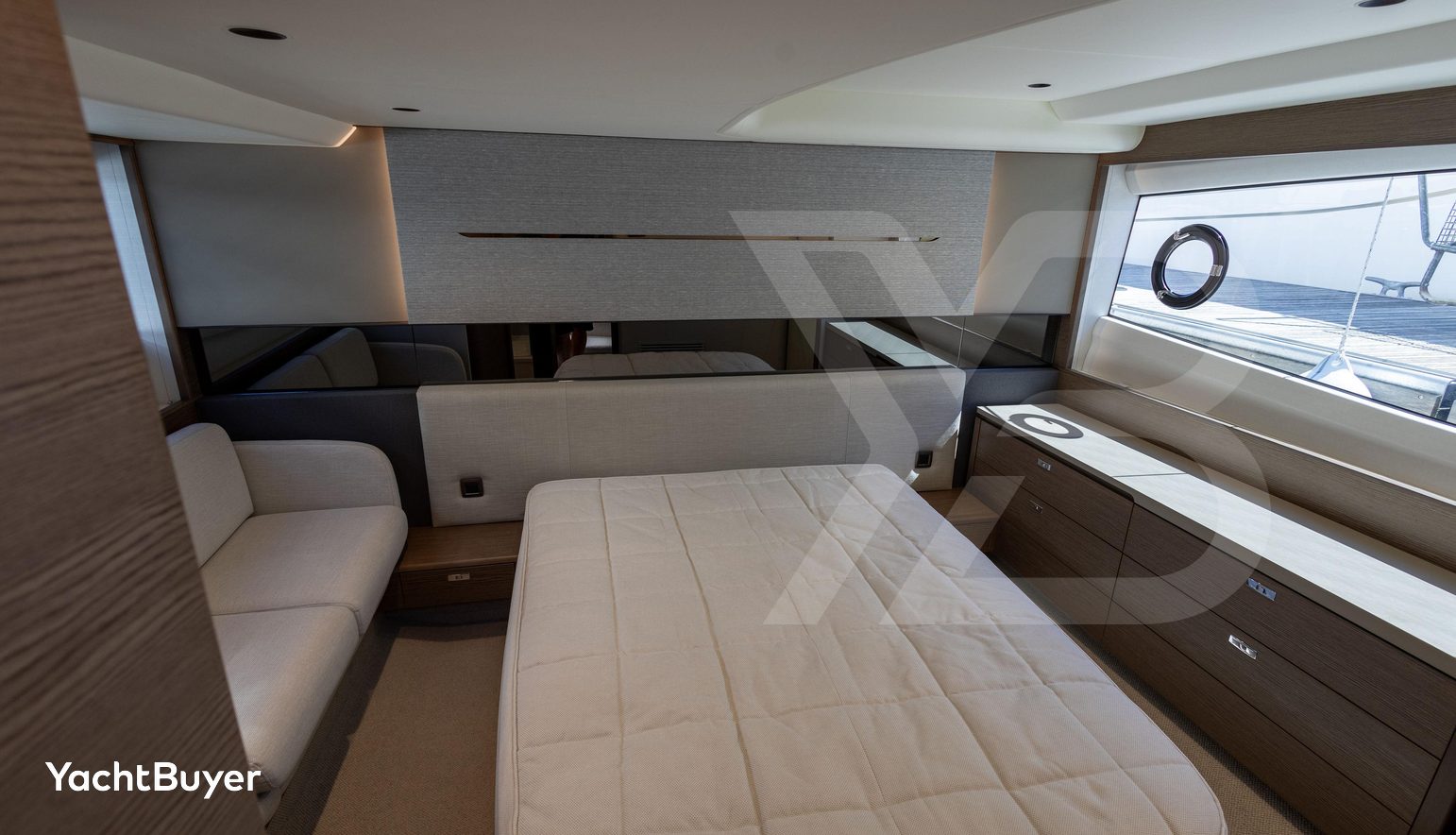 3 CABIN DECK VERSION