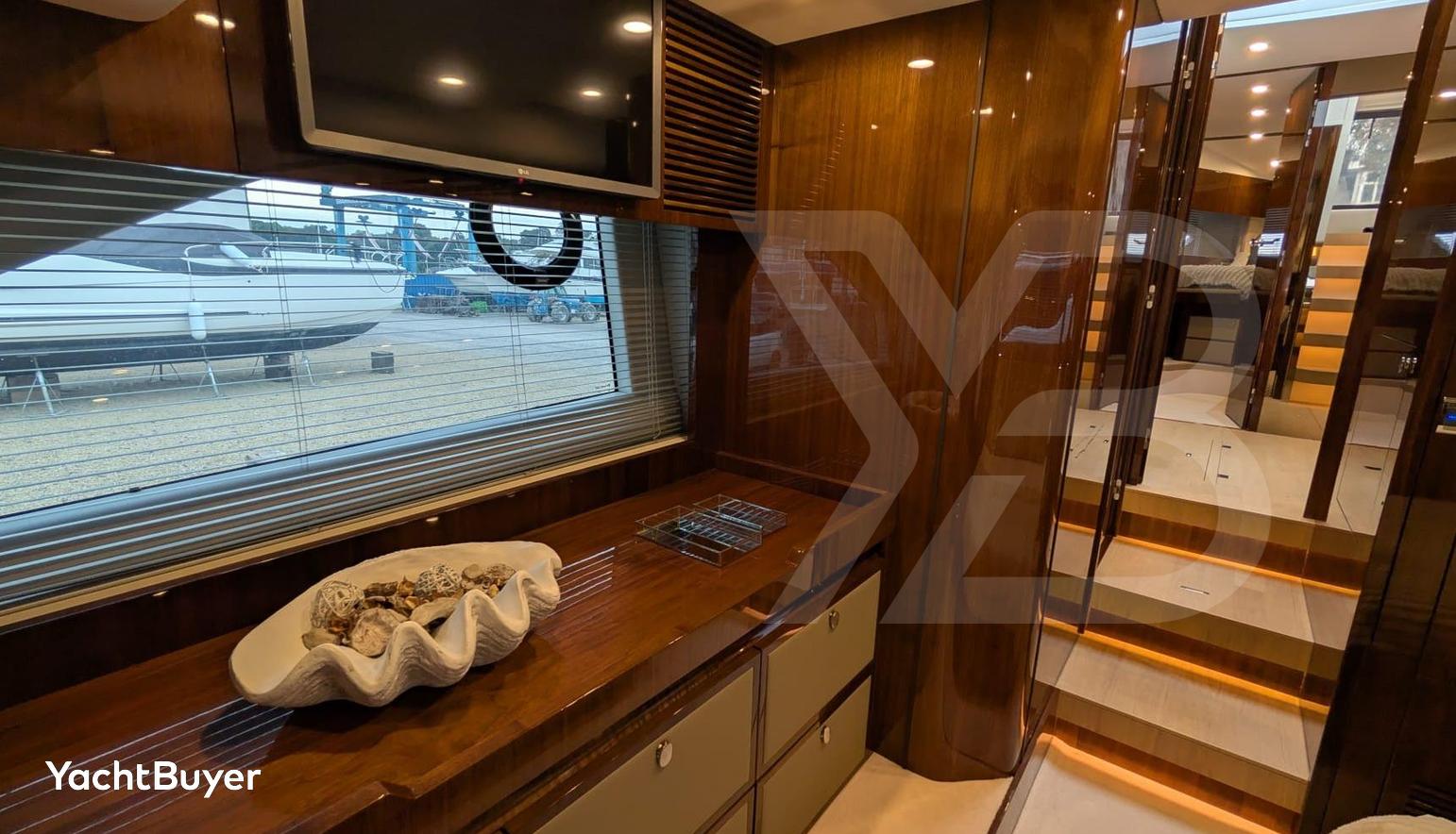 Tender Garage & Hi/Lo Swimplatform