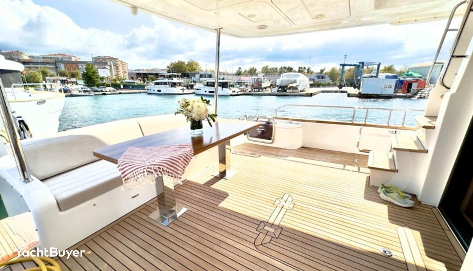Sirena 58 