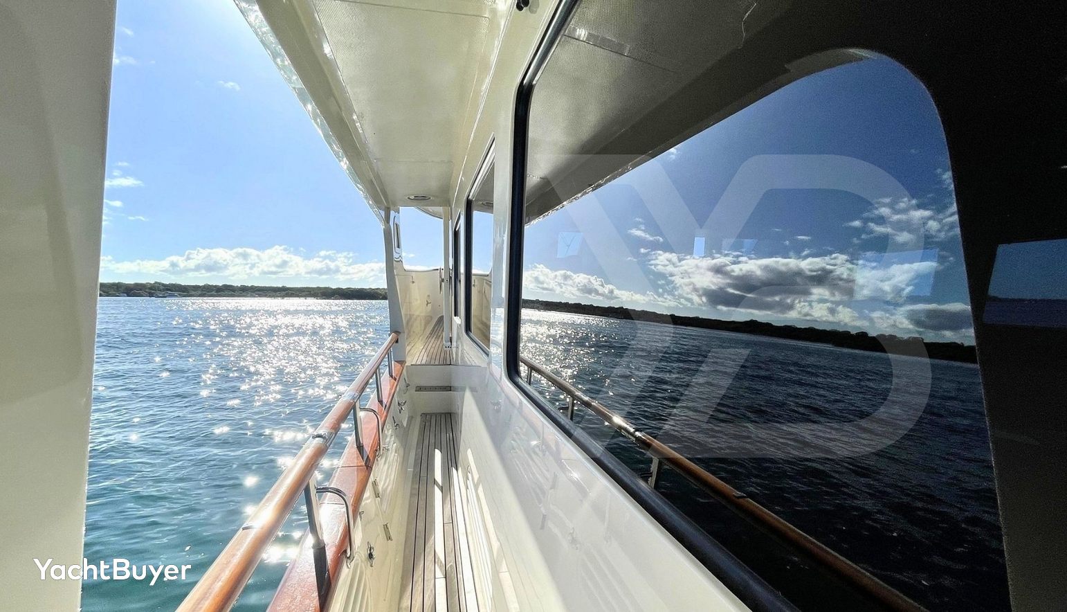 Latitude 20