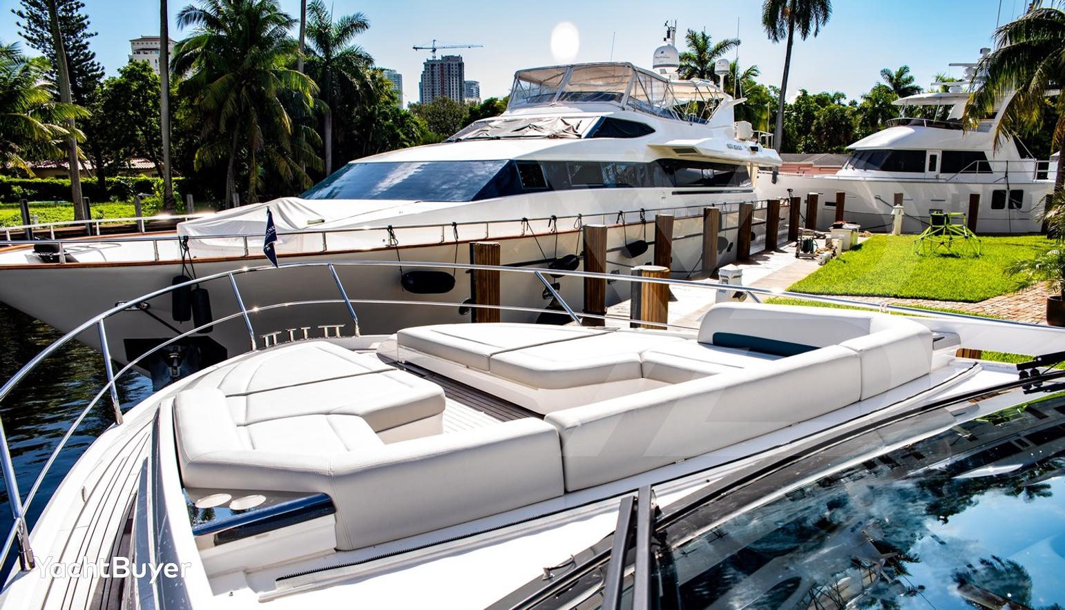FAIRLINE PHANTOM