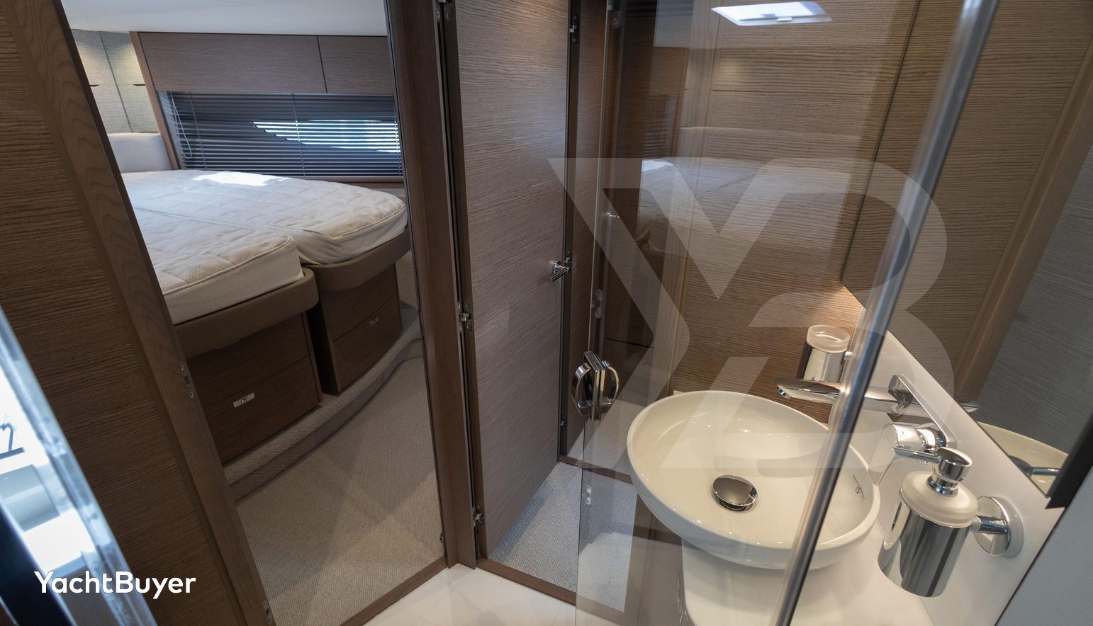 3 CABIN DECK VERSION