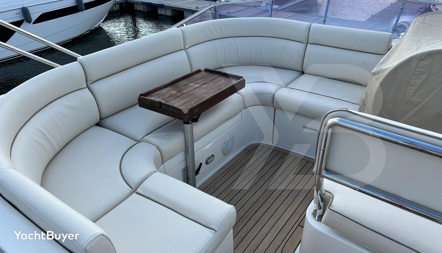 Mistral Star