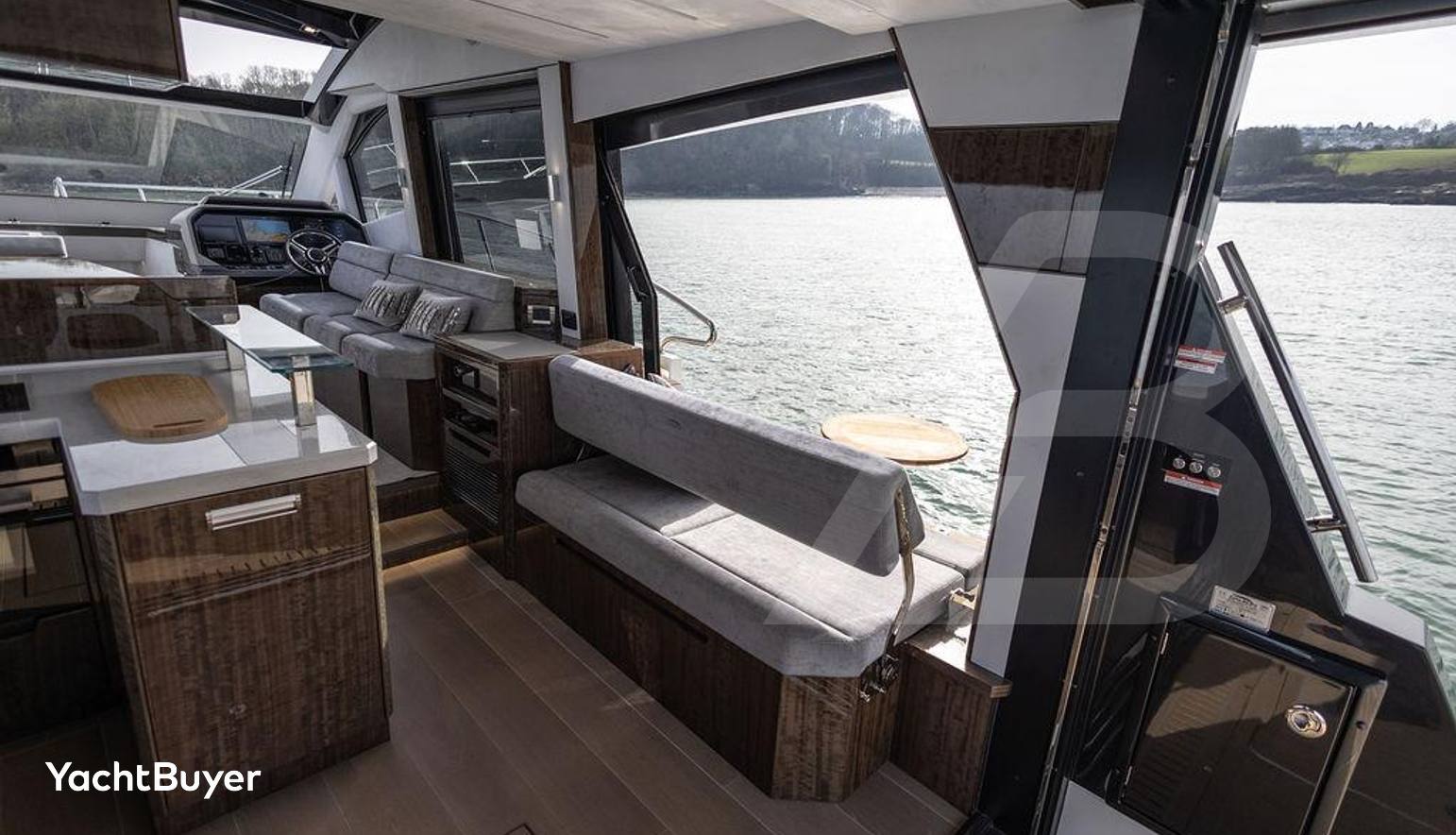 Galeon 510 SKY