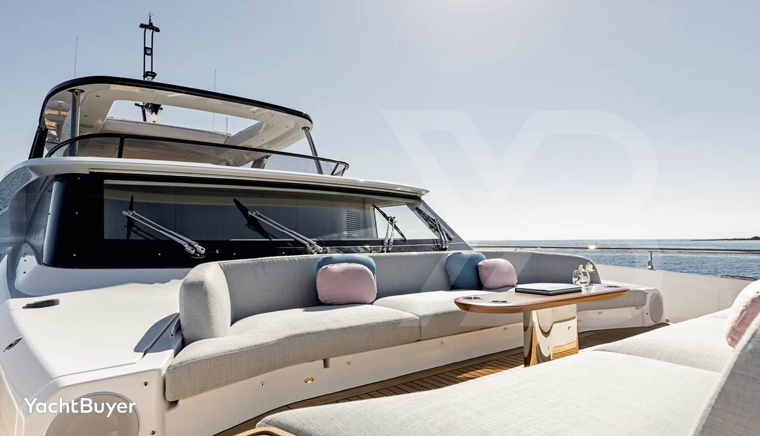 AZIMUT GRANDE 26 M