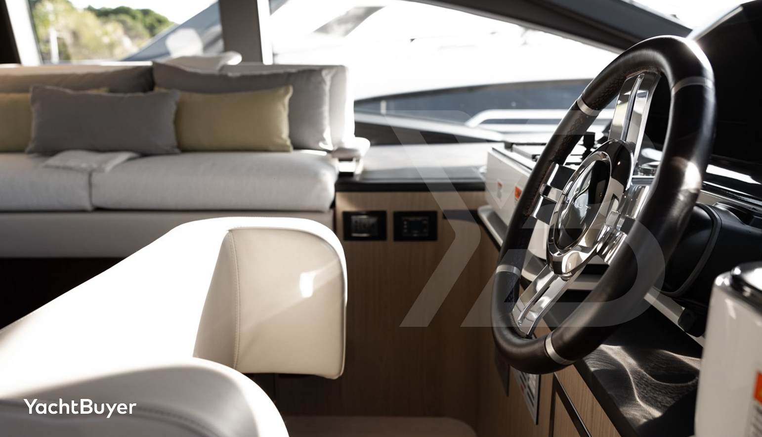 AZIMUT GRANDE 27 METRI  2020