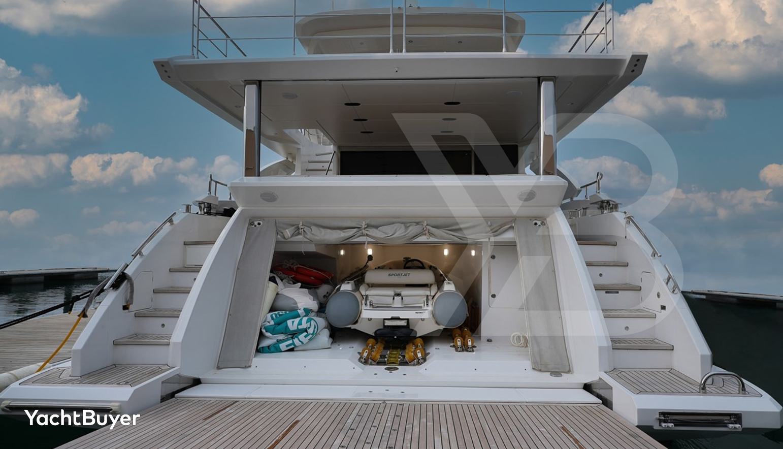 AZIMUT GRANDE 27M #23