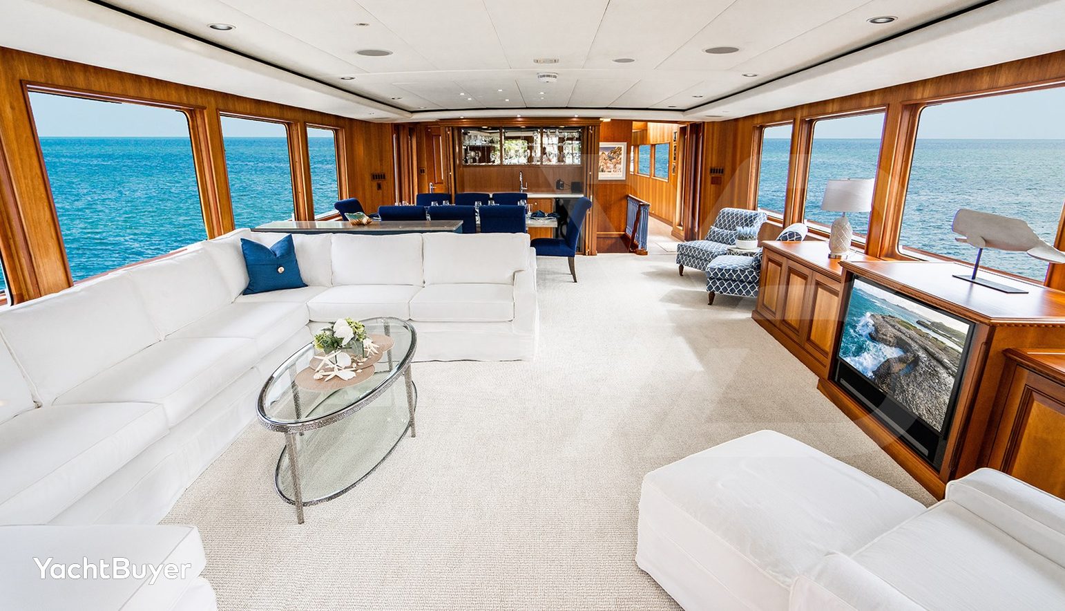 SILVER SEAS