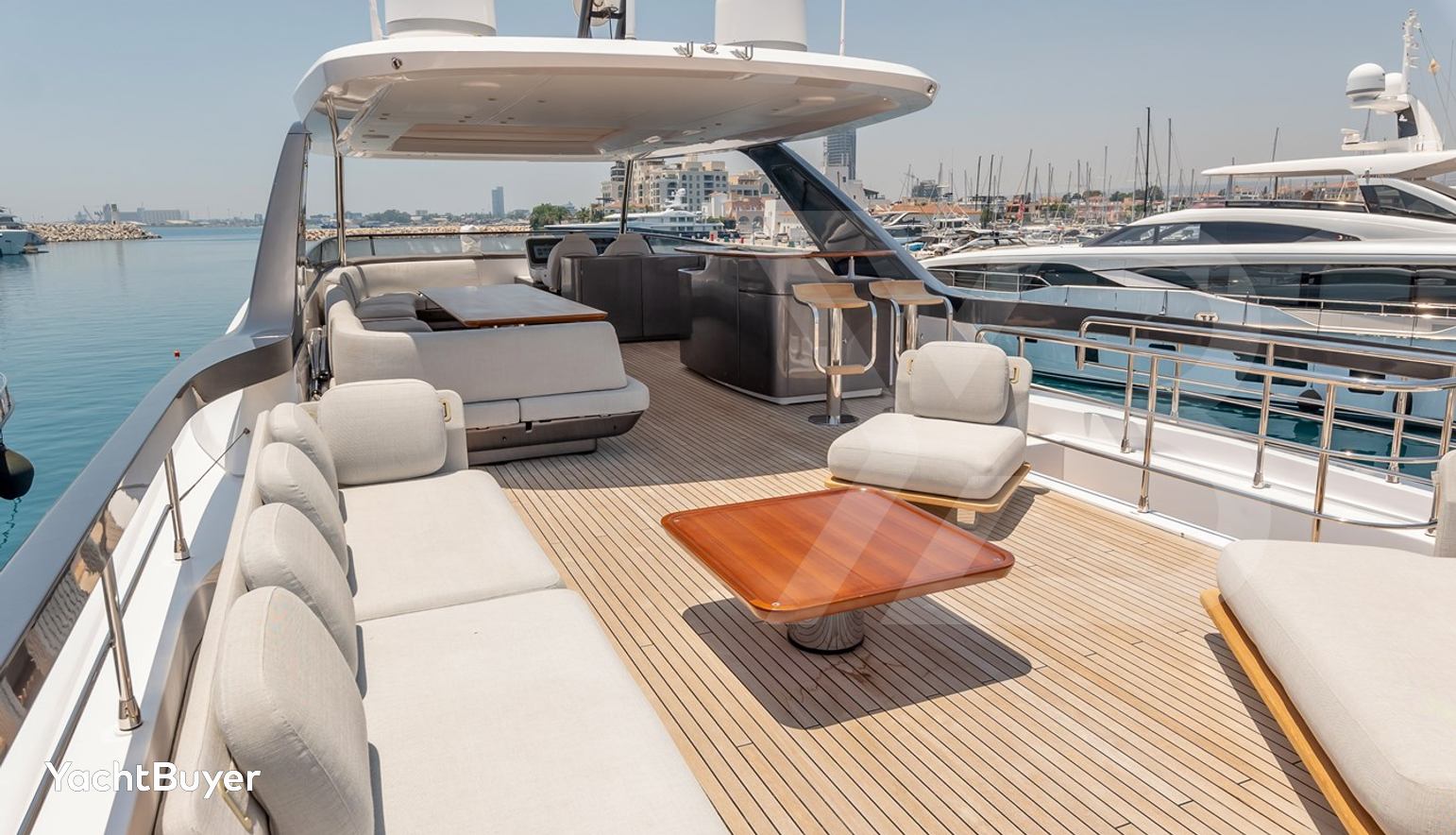 Breeze Azimut Grande 26m