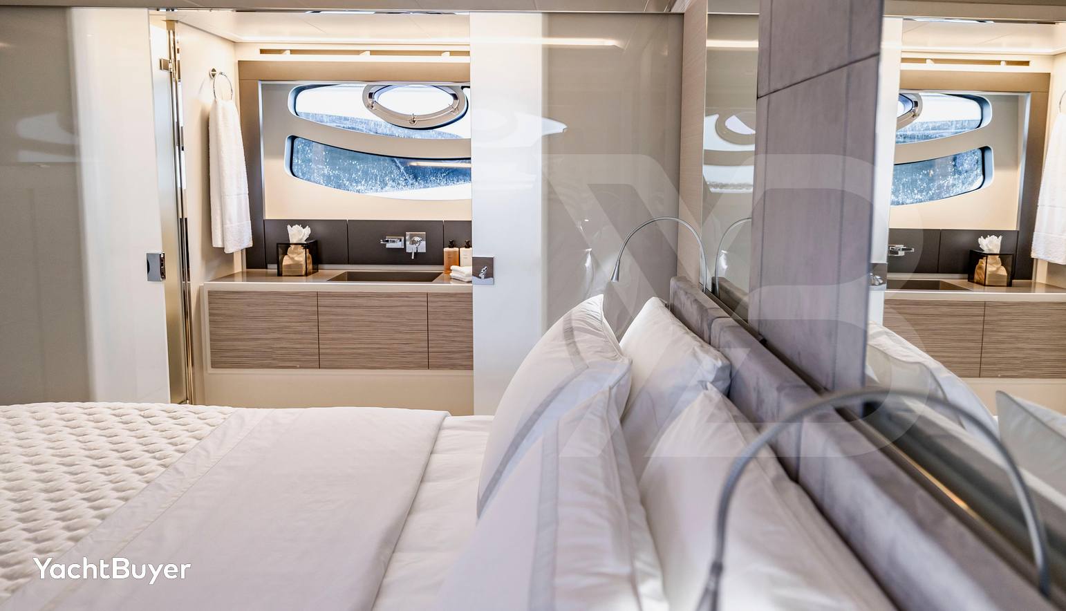 SEA SUITE I