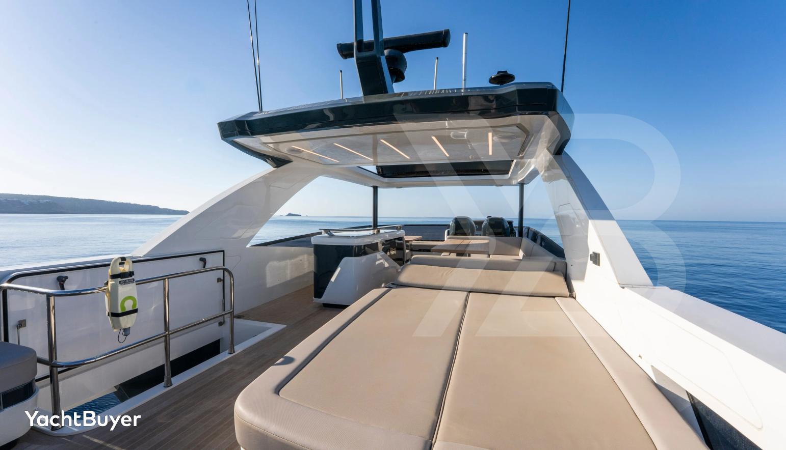 Pearl 72