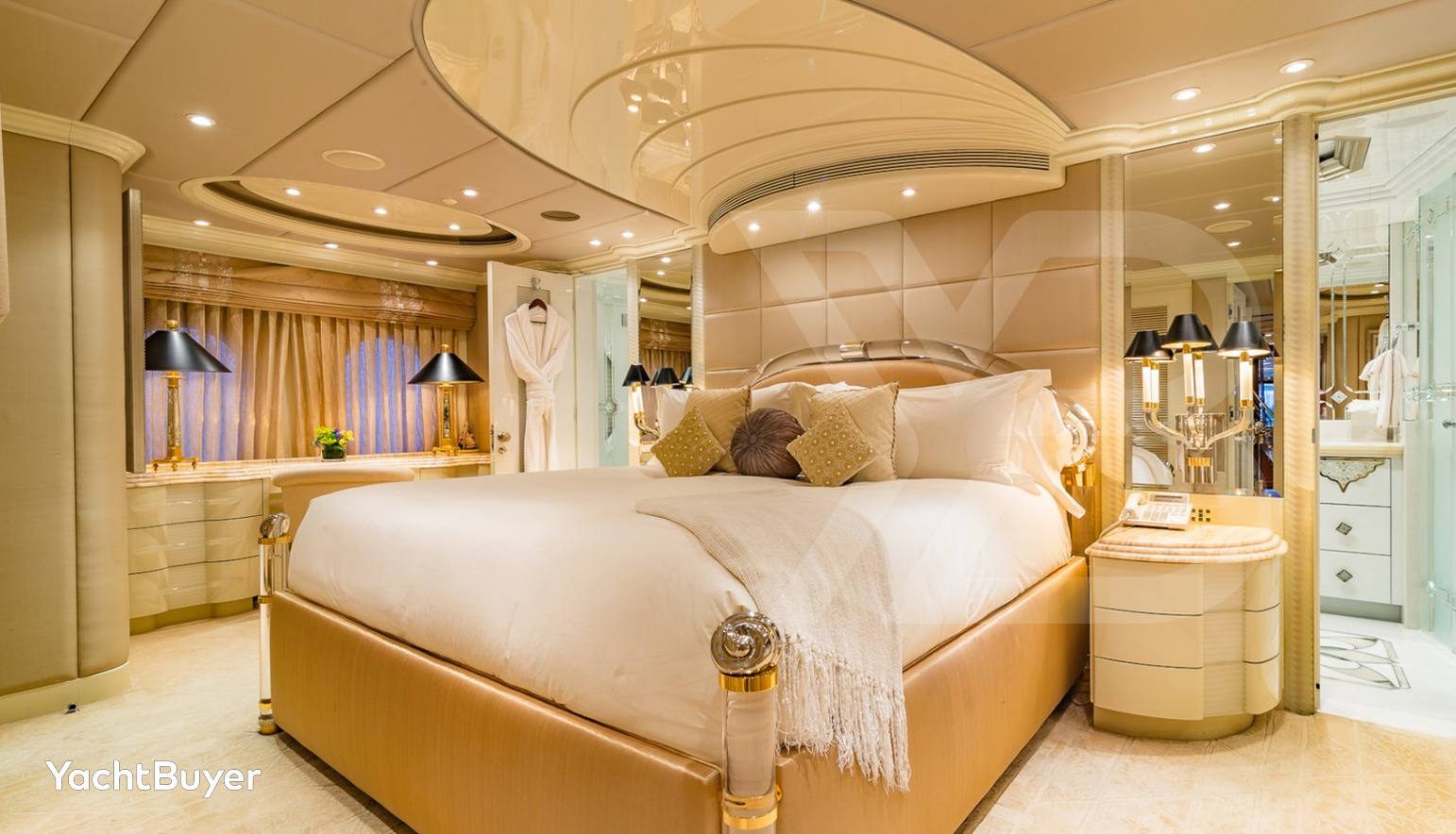 I LOVE THIS BOAT