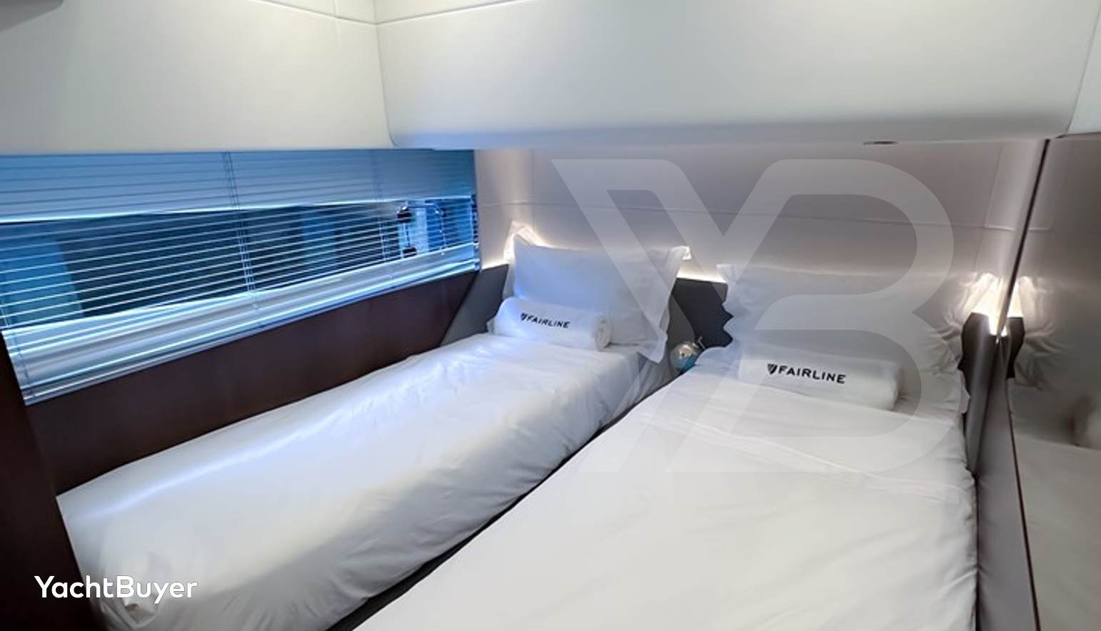 FAIRLINE PHANTOM