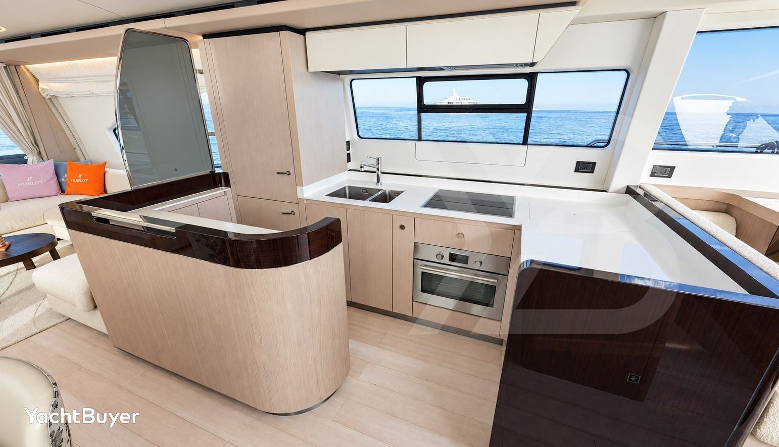BELLA KATRIN - AZIMUT 72