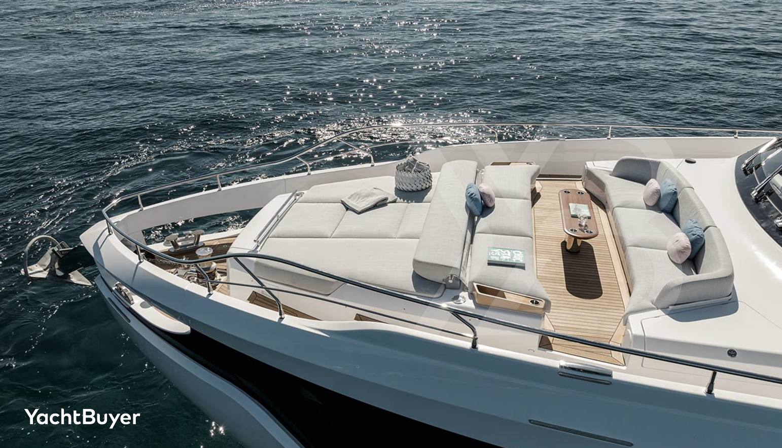 AZIMUT GRANDE 26 M