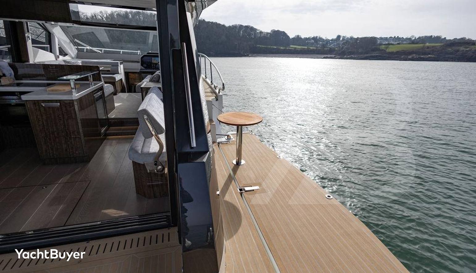 Galeon 510 SKY