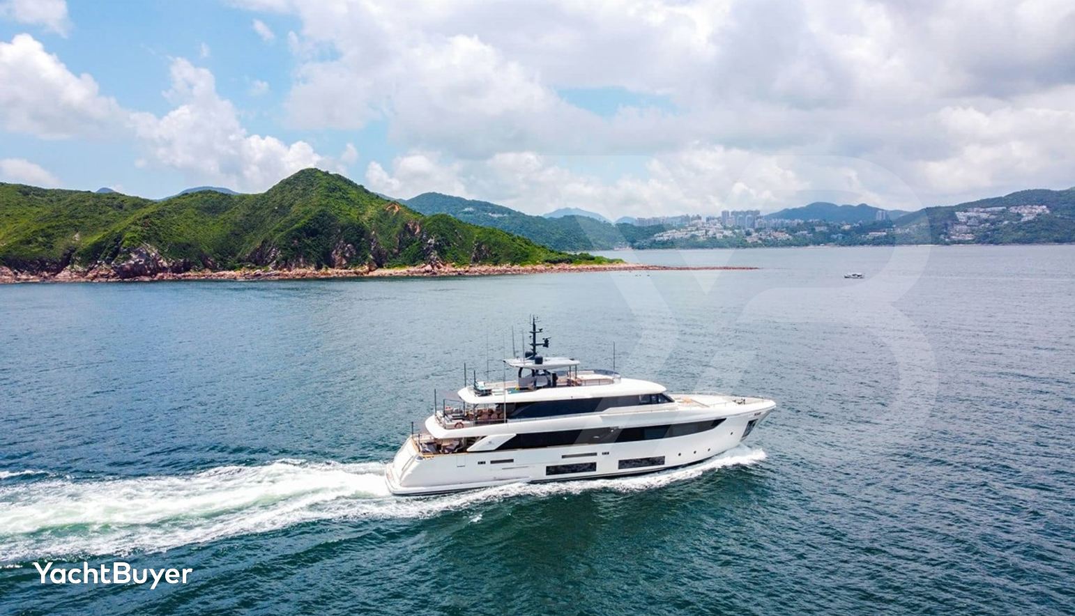 Custom Line Navetta 33, 2019