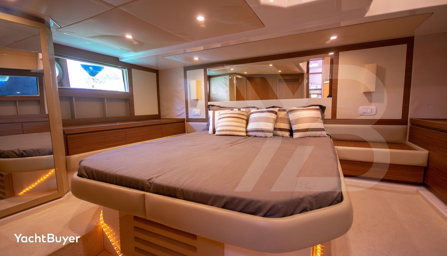 OCEAN FIVE V