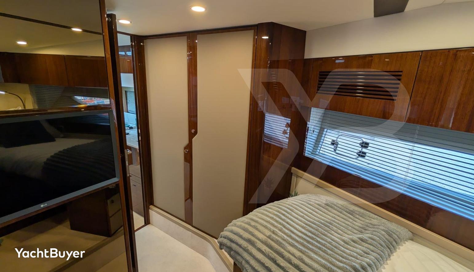 Tender Garage & Hi/Lo Swimplatform