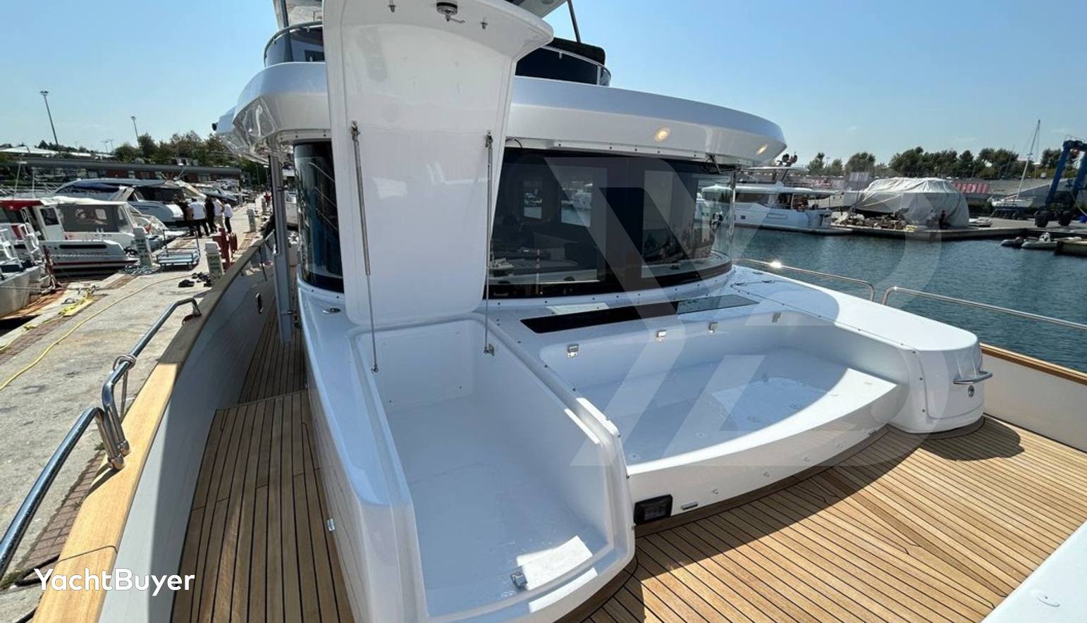 Sirena 58 