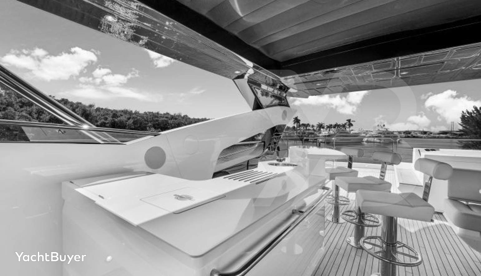95 YACHT