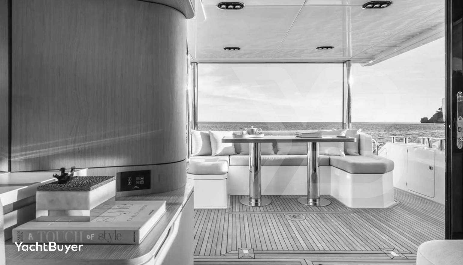 AZIMUT 60 FLY