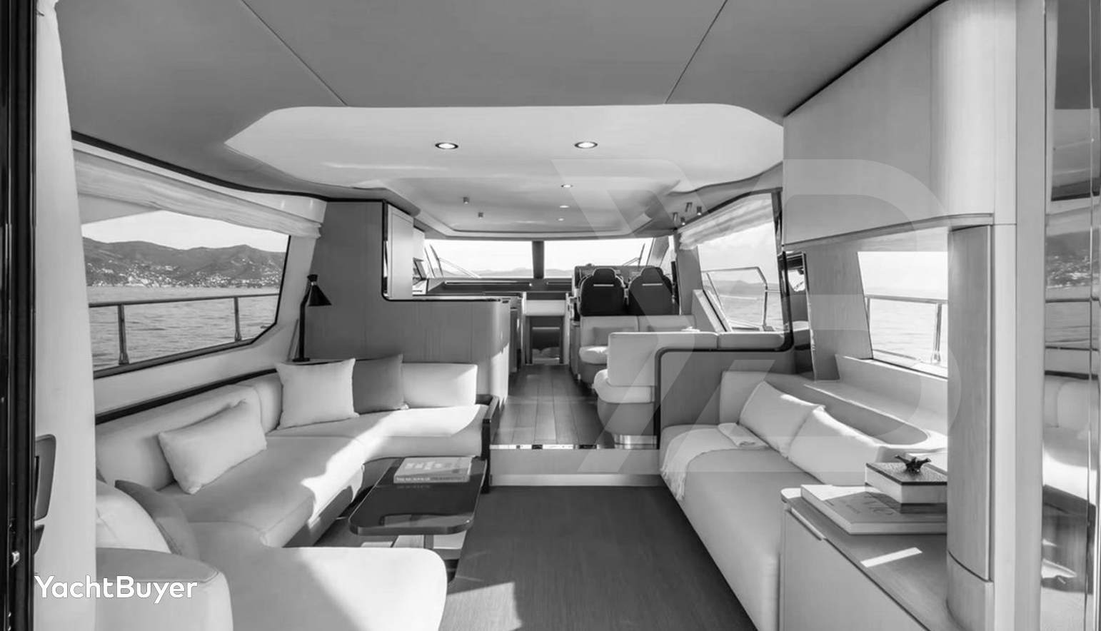 AZIMUT 60 FLY
