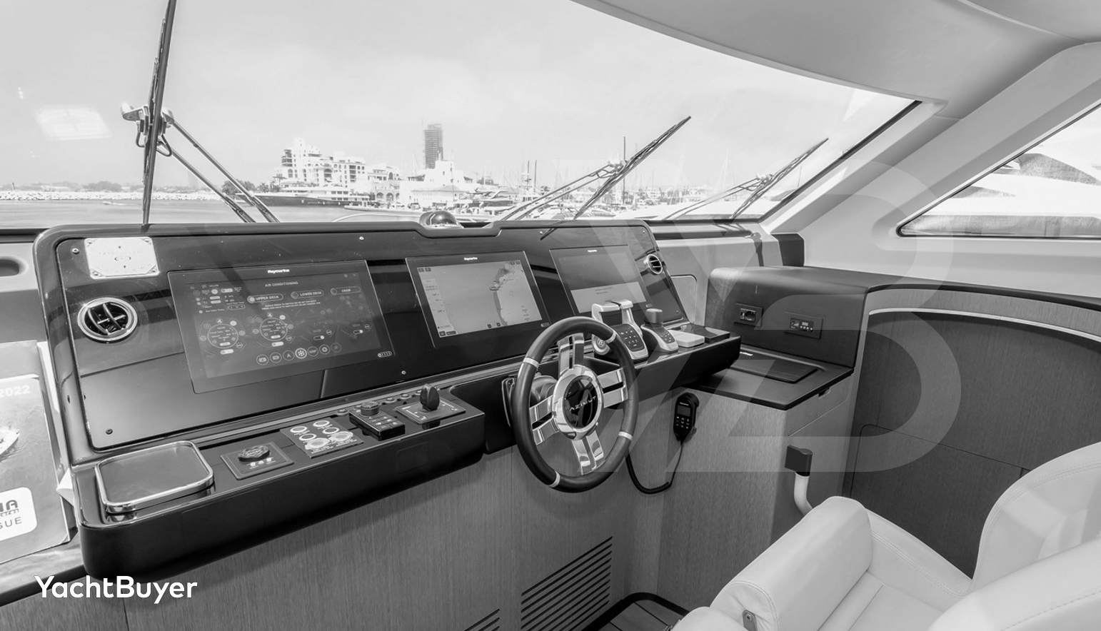 BREEZE AZIMUT GRANDE 26M