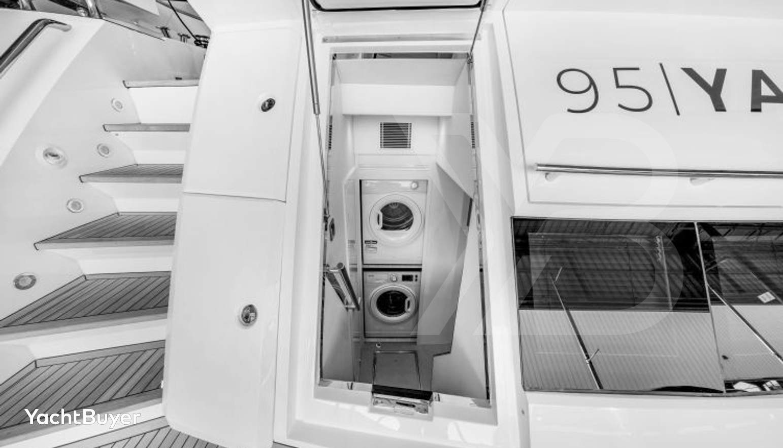 95 YACHT