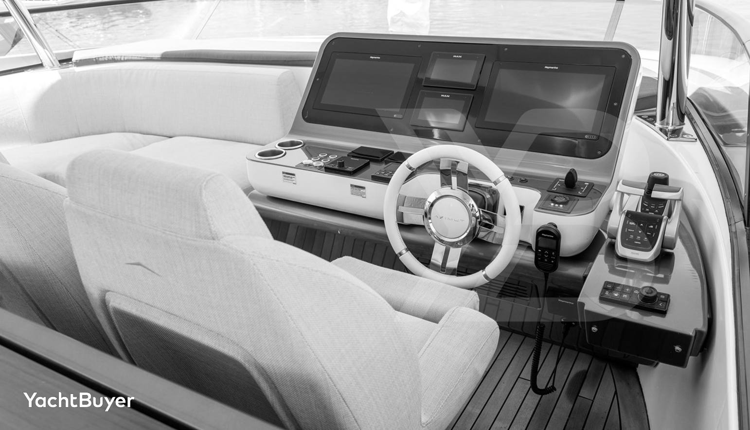 BREEZE AZIMUT GRANDE 26M