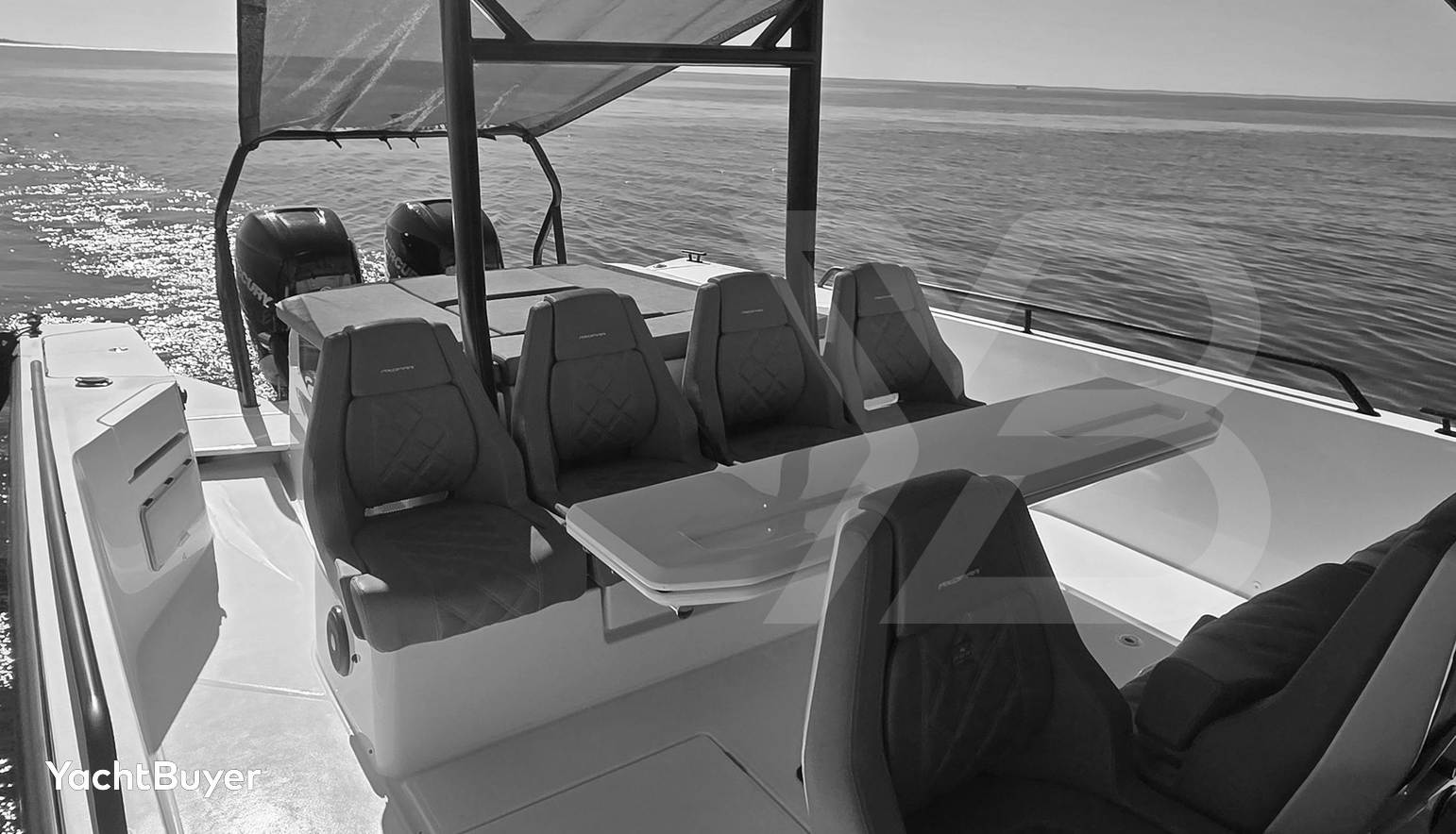 NAUTI BOUY